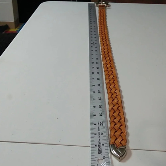 CARMEL BROWN, GENUINE WOVEN LEATHER, WITH HEAVY SILVER BUCKLE & TIP - Picture 4 of 7